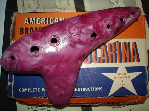 Gretsch women's ocarina, top close up