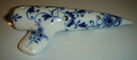 Meissen ocarina, top